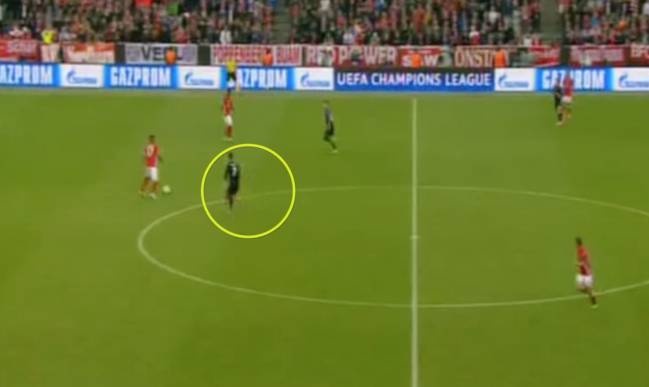 Ronaldo đánh sập Bayern ở Allianz Arena thế nào? ảnh 3 Ronaldo danh sap Bayern o Allianz Arena the nao? anh 3