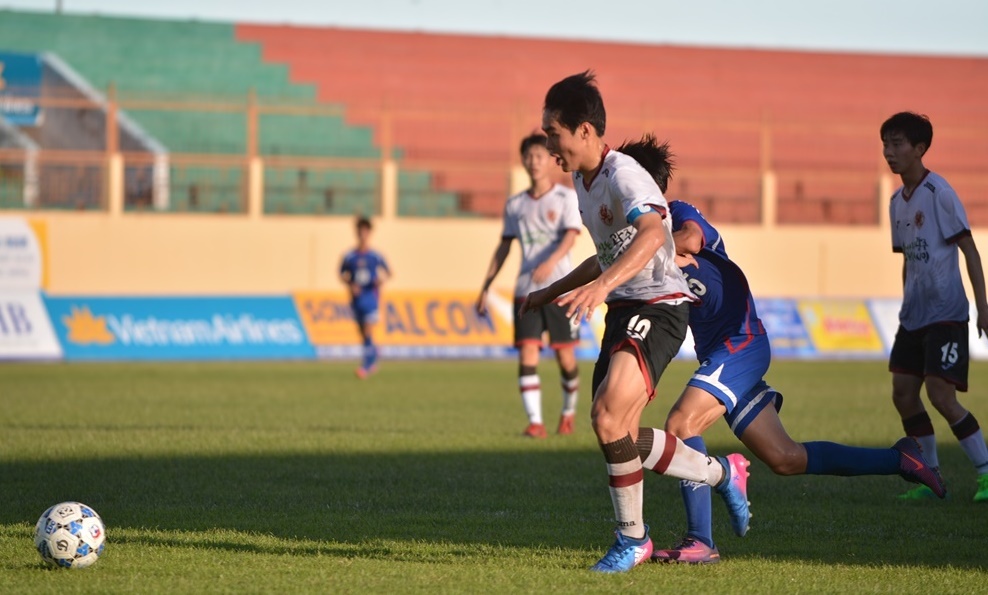 U19 Gwangju vs U19 Dai Bac anh 2