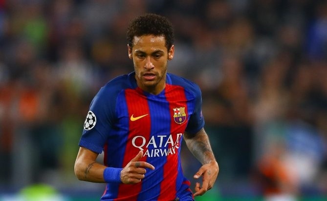 Barca chon than dong nuoc Phap thay Neymar hinh anh