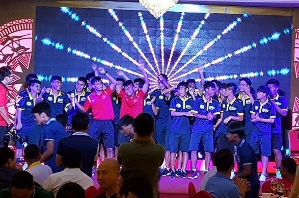 U19 HAGL quay tung trong gala U19 quoc te 2017 hinh anh