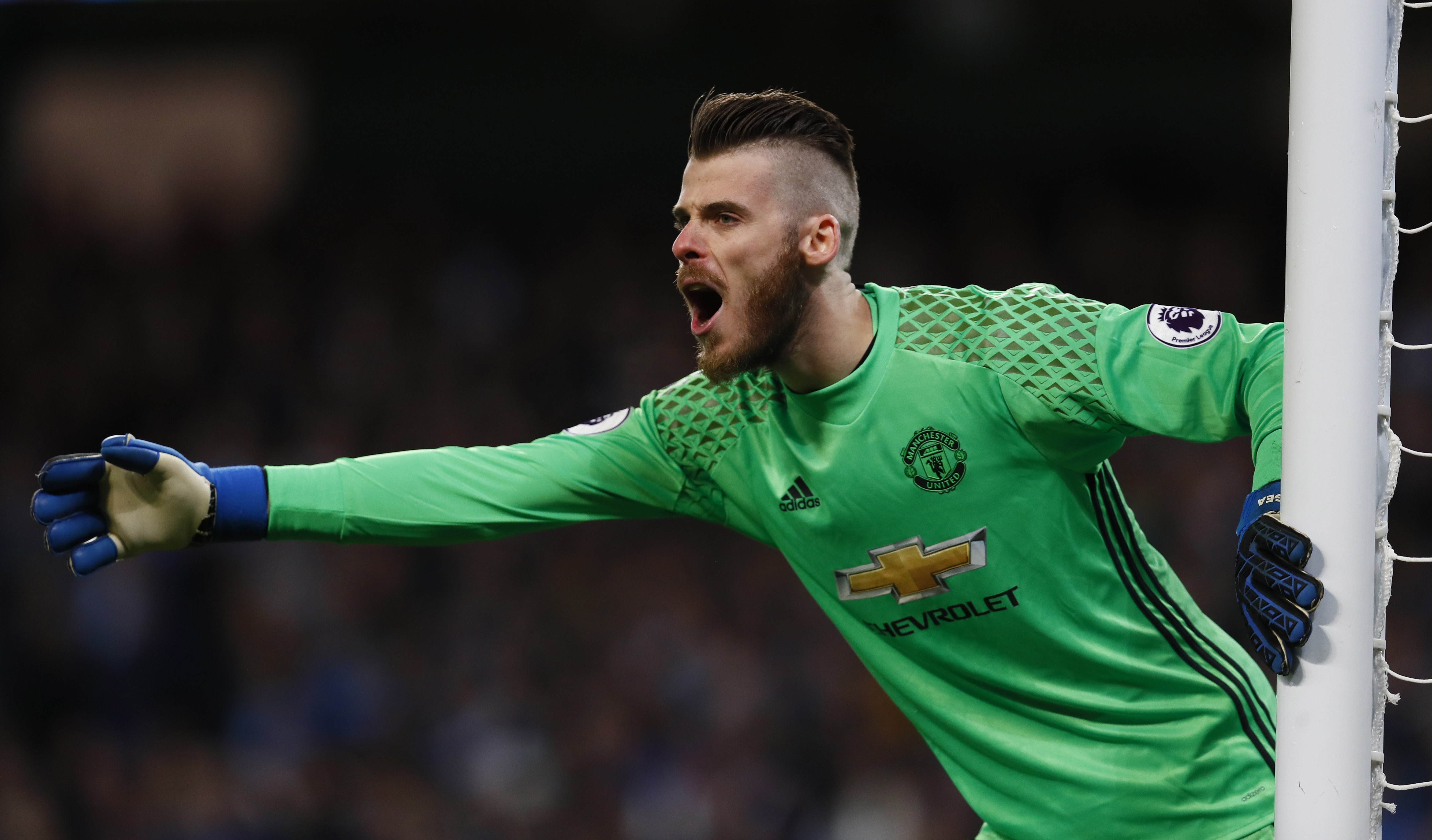 Vu De Gea sang Real Madrid chuyen huong bat ngo hinh anh