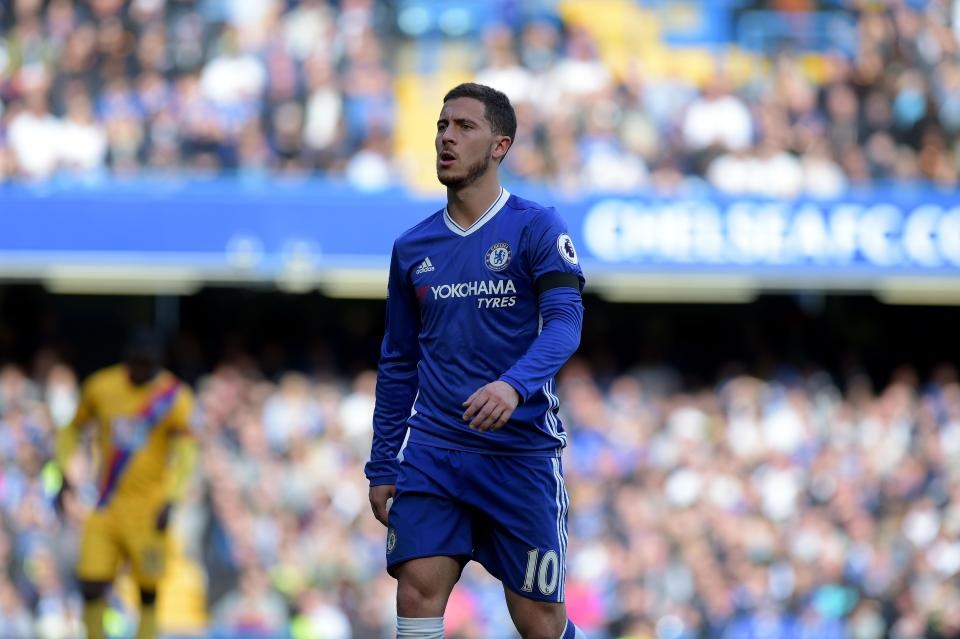 MU se tra moi thu de mua lai Ronaldo anh 2