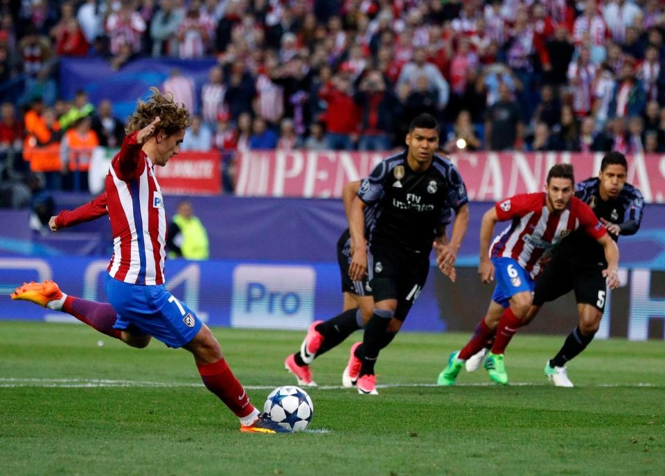 Trong tai pham sai lam trong qua penalty cua Griezmann hinh anh