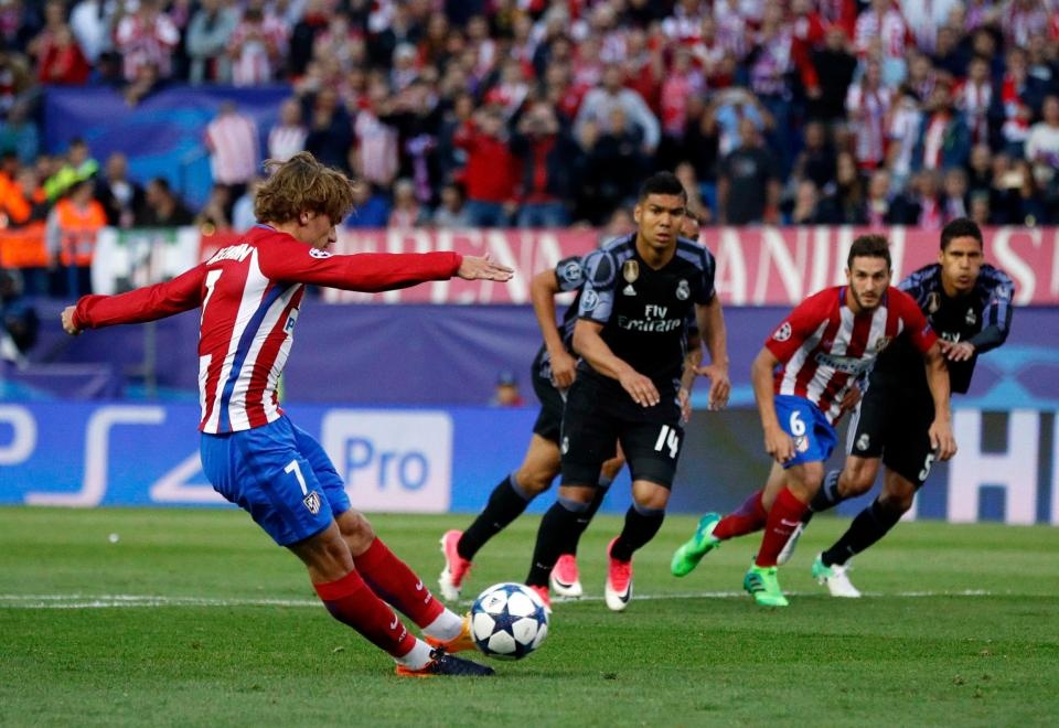 Trọng tài phạm sai lầm trong quả penalty của Griezmann ảnh 1 Trong tai pham sai lam trong qua penalty cua Griezmann anh 1