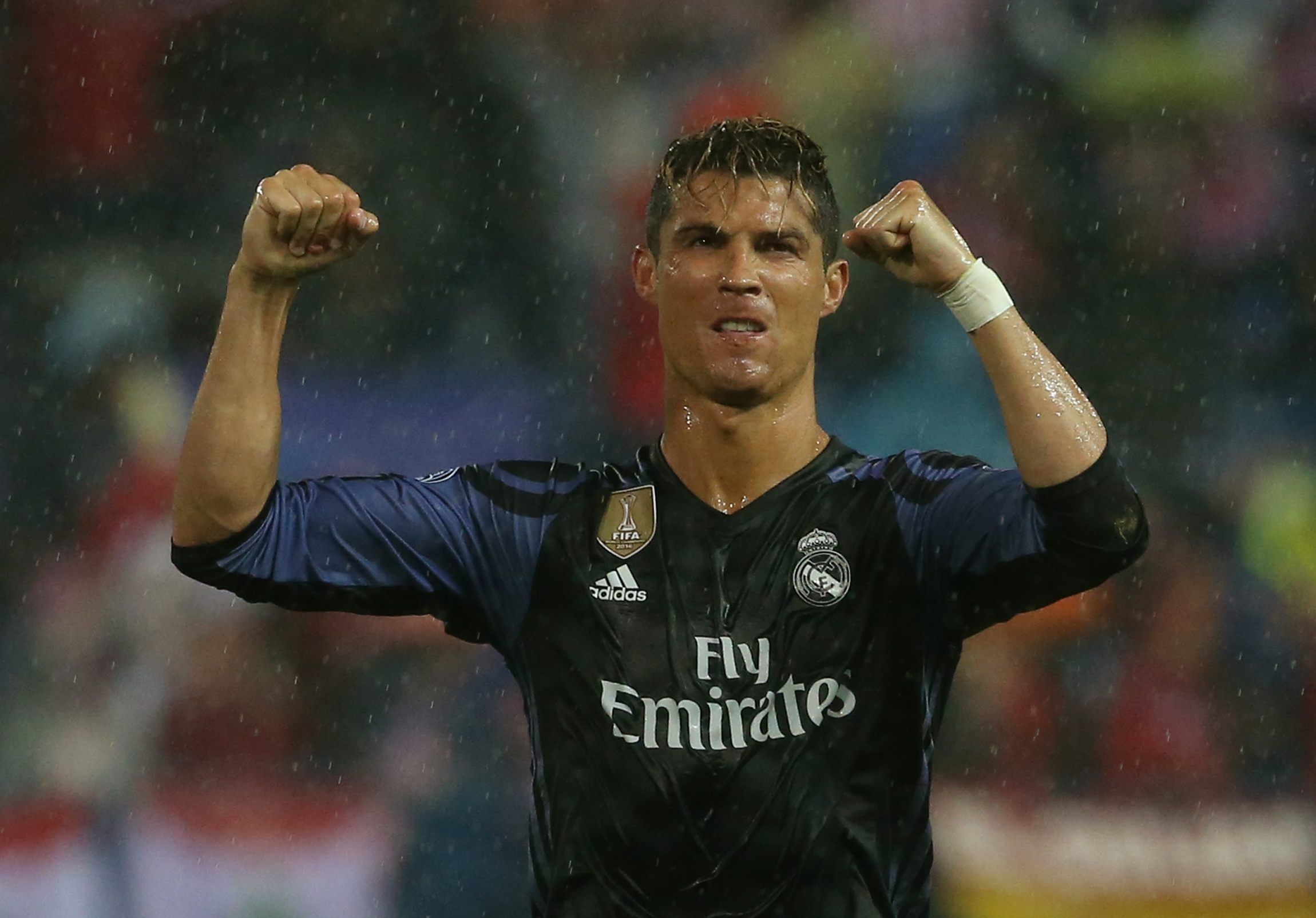 Bang chung Ronaldo lam 'giam doc' cua Real Madrid hinh anh