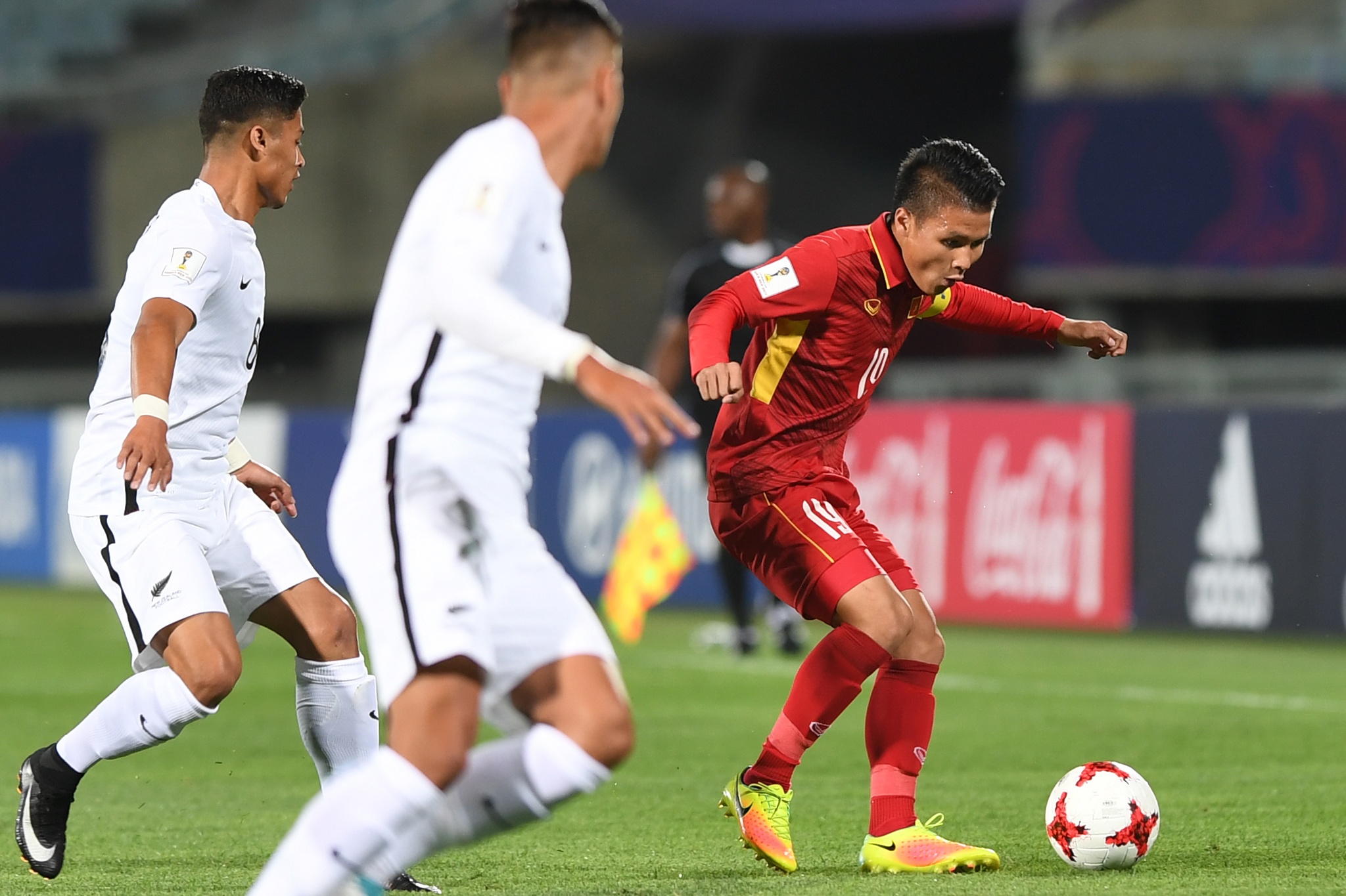 FIFA: 'U20 Việt Nam chơi sung mãn, tốc độ và điên cuồng ảnh 1 FIFA: 'U20 Viet Nam choi sung man, toc do va dien cuong anh 1