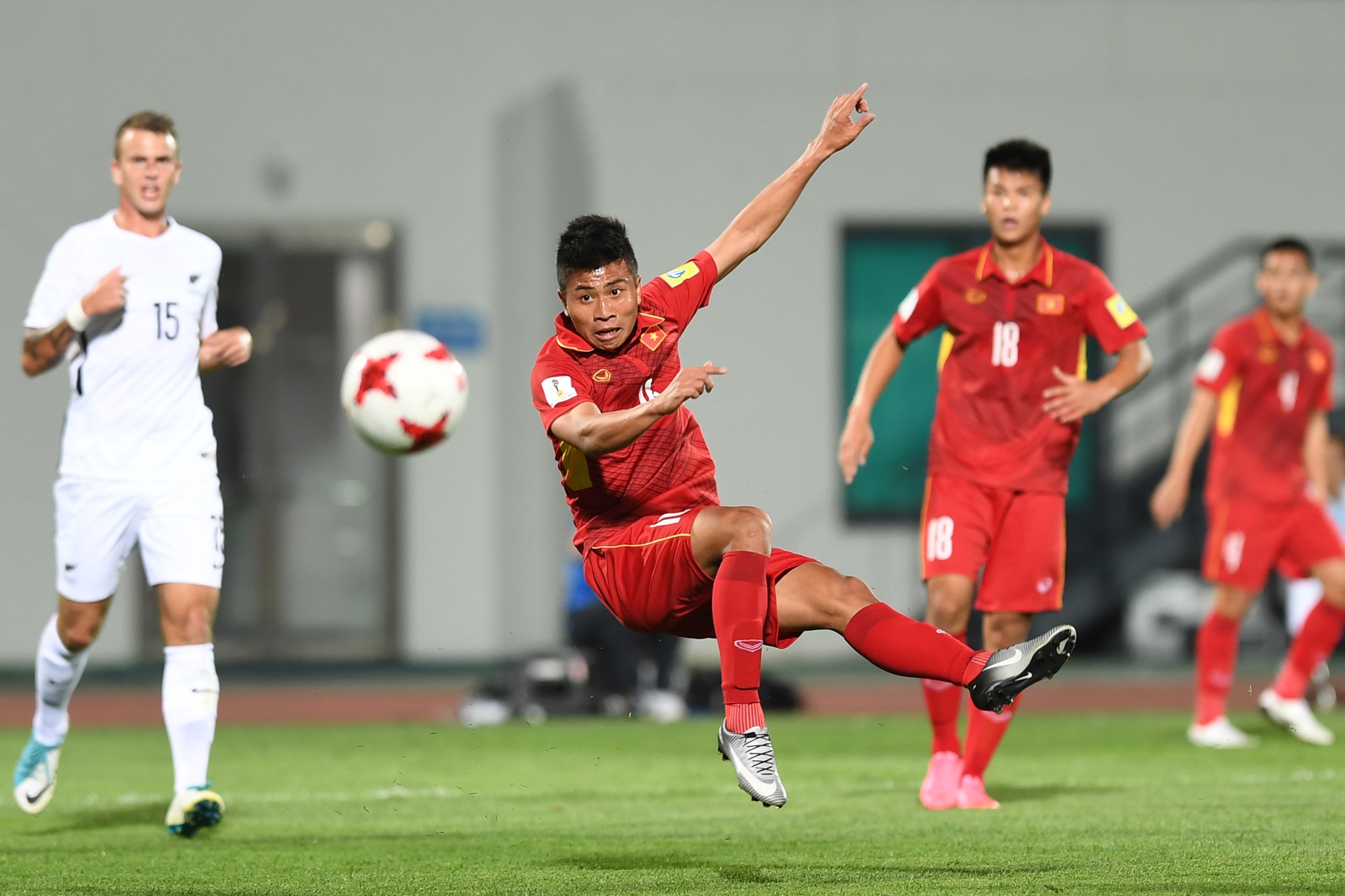 FIFA: 'U20 Việt Nam chơi sung mãn, tốc độ và điên cuồng ảnh 2 FIFA: 'U20 Viet Nam choi sung man, toc do va dien cuong anh 2