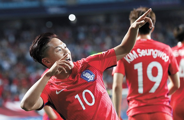 'Messi Han Quoc' kien dinh truoc cam do chau Au hinh anh