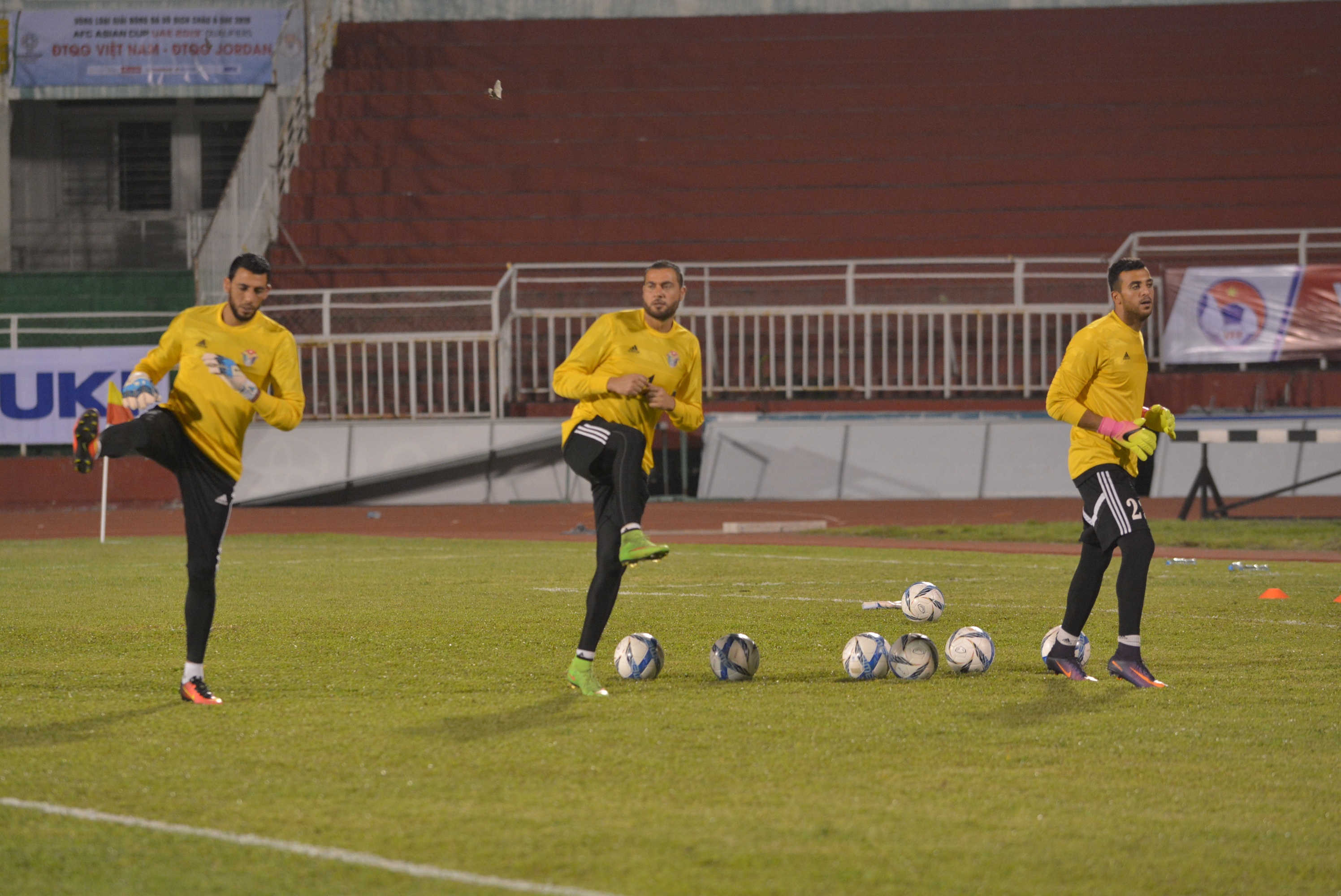 Dau Viet Nam,  tuyen Jordan giu bi mat den phut chot anh 2