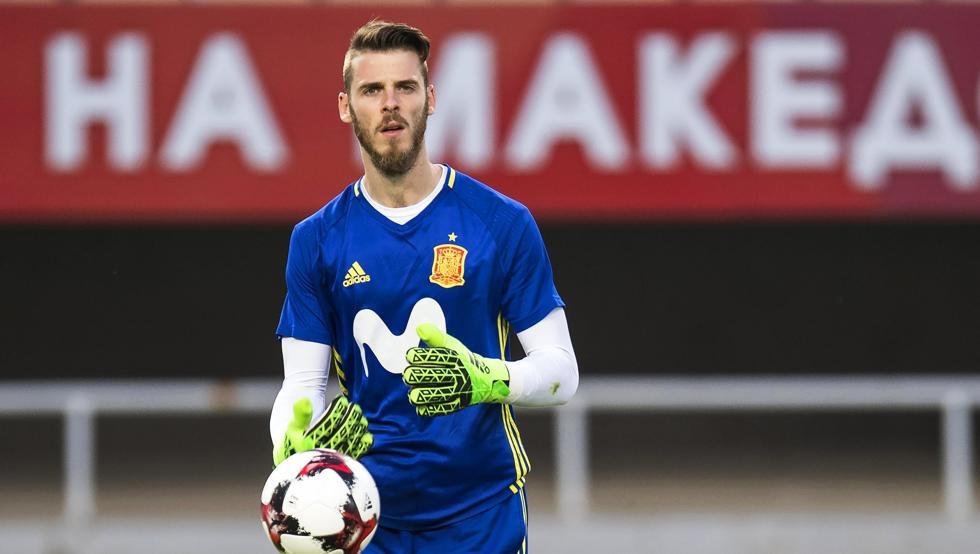 Mourinho choi kho Real vu De Gea anh 1