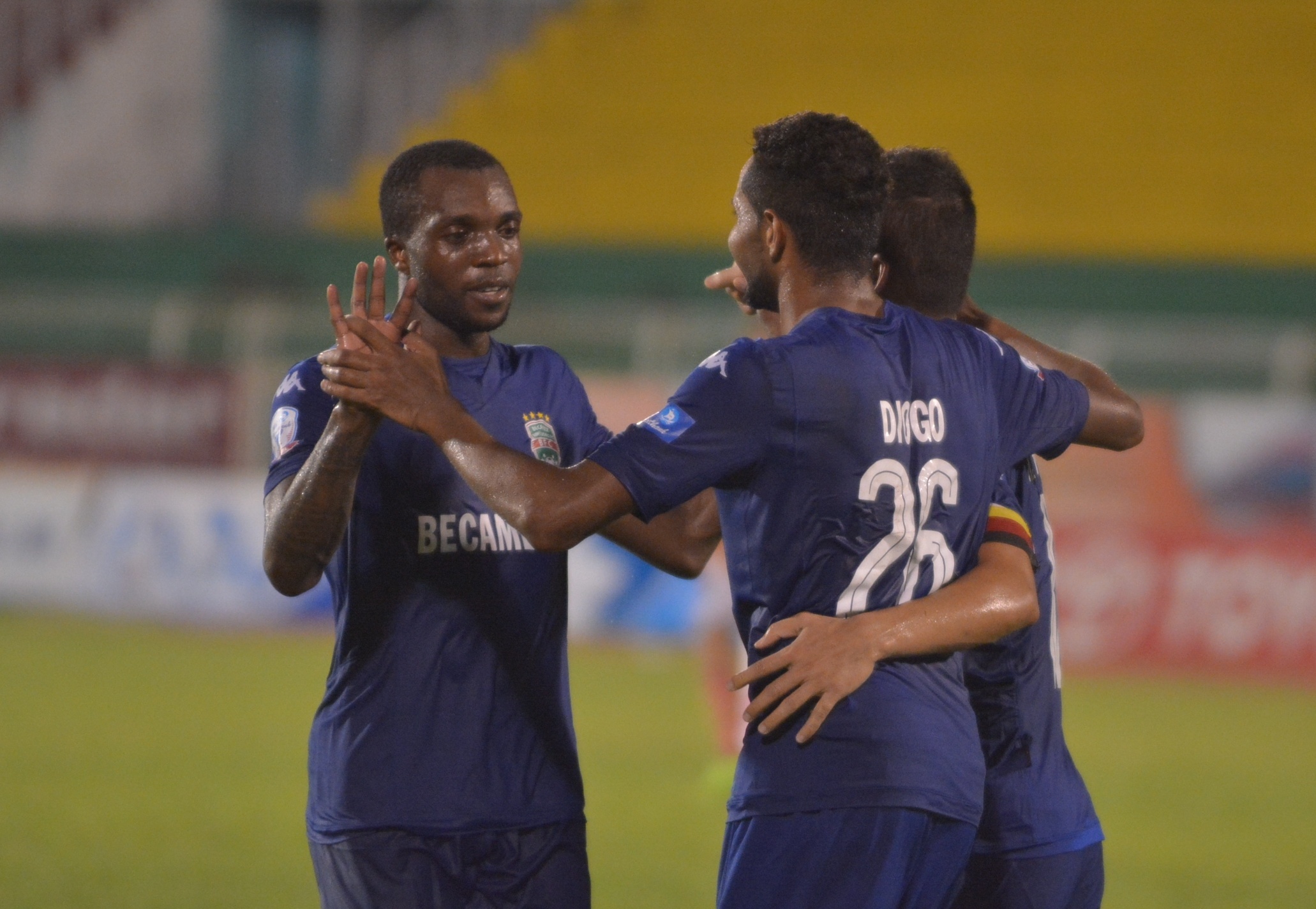 Sai Gon thua Binh Duong anh 14