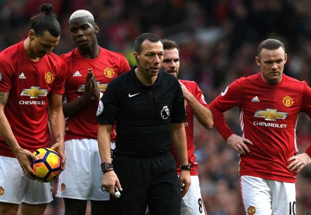 FIFA đề xuất trận đấu bóng đá chỉ còn 60 phút ảnh 1 FIFA de xuat tran dau bong da chi con 60 phut anh 1