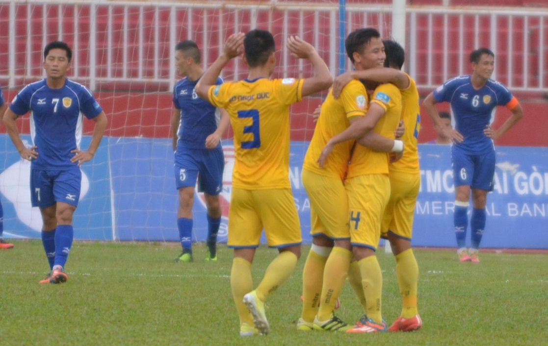 TP.HCM 0-4 SLNA anh 2