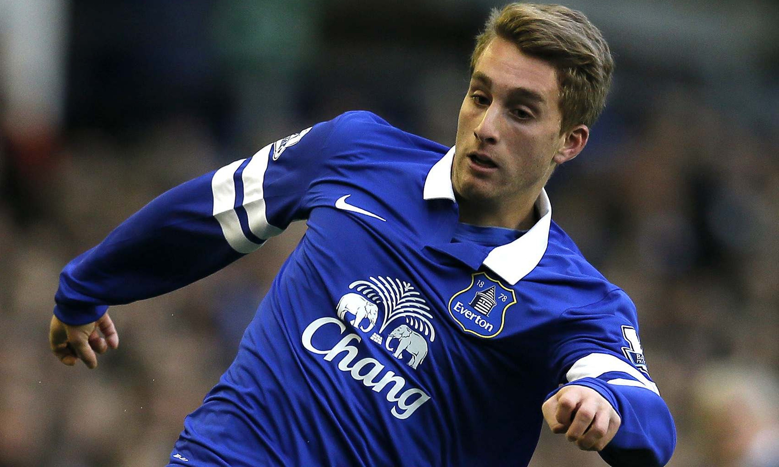 Barca mua cầu thủ tầm thường, Messi bất mãn ảnh 1 Barca mua cau thu tam thuong, Messi bat man anh 1