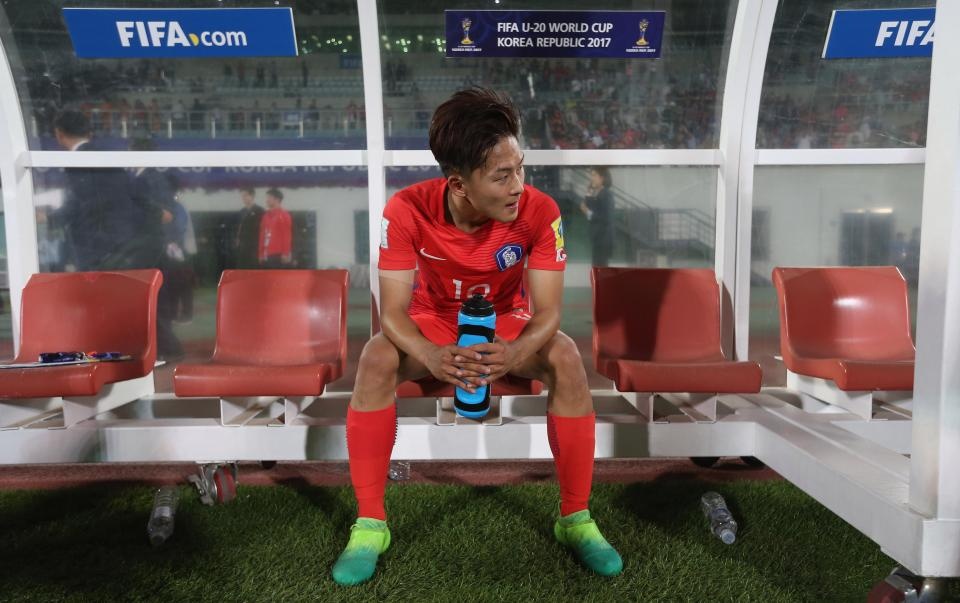 Ky gia Anh canh bao 'Messi Han Quoc' than trong hinh anh