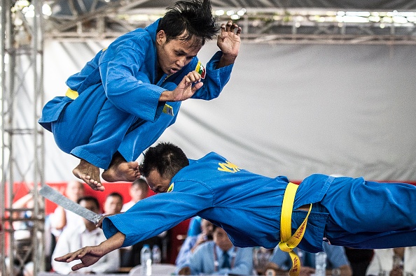 'Vo dan toc Viet Nam bi lai tap nhanh, yeu the tren chinh san nha' hinh anh