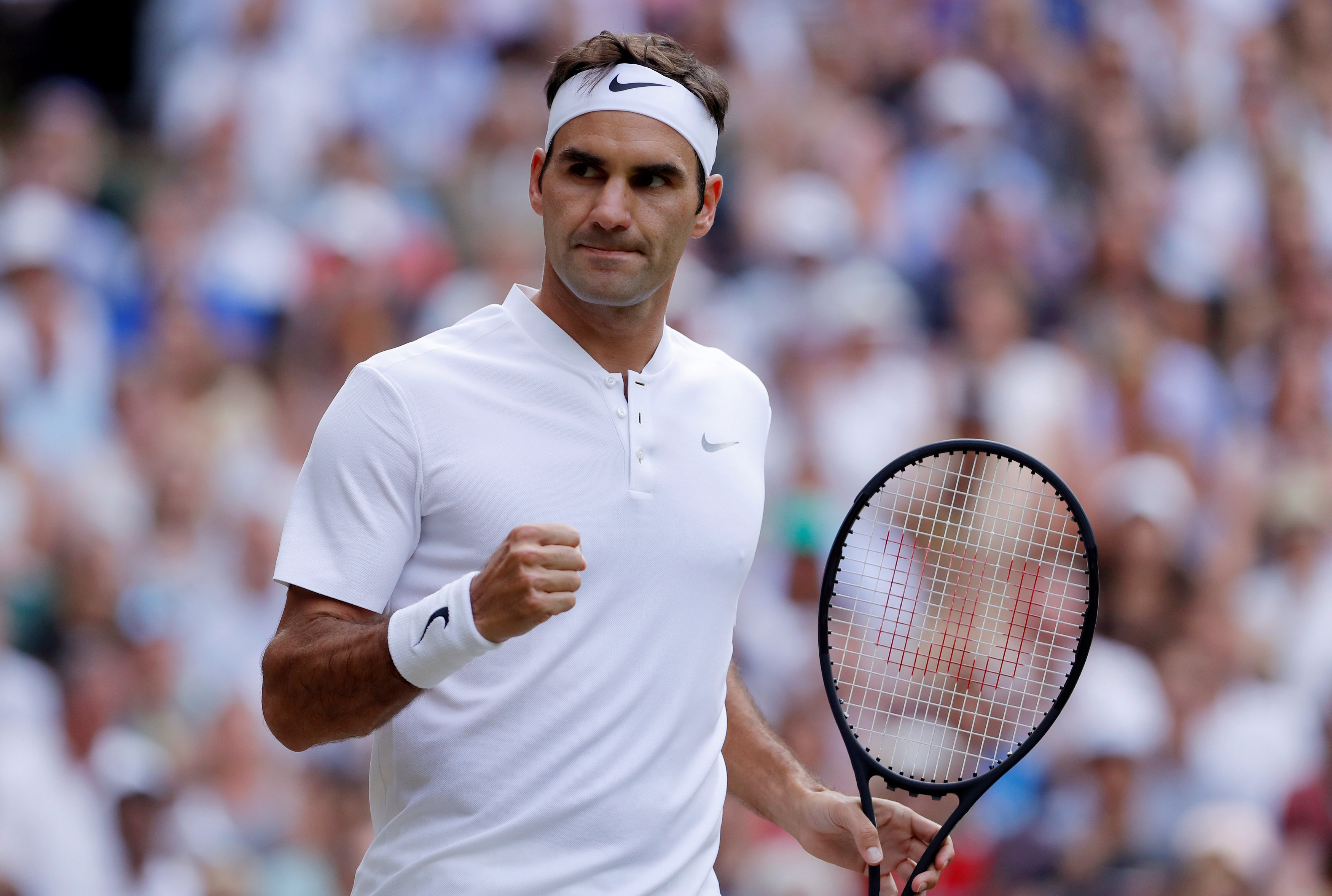 Wimbledon 2017: Federer hien tai con hay hon 10 nam truoc? anh 2