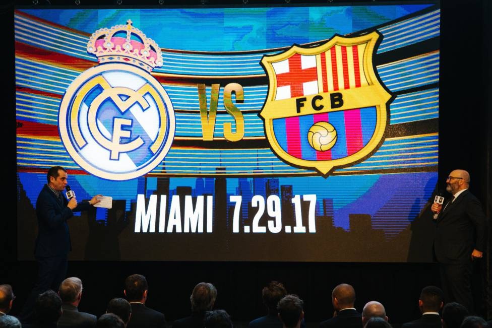 Gia ve tran Real - Barca duoc day len hon 5.000 USD hinh anh