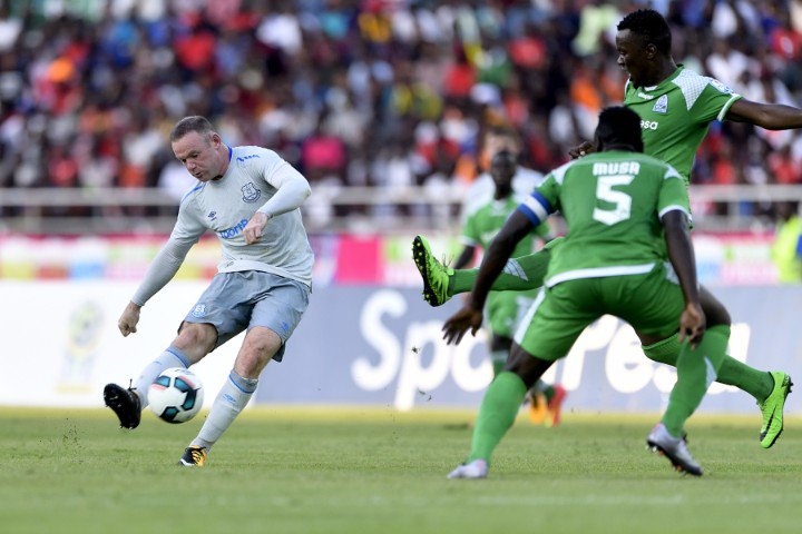 Rooney tao sieu pham trong ngay tai xuat o Everton anh 2