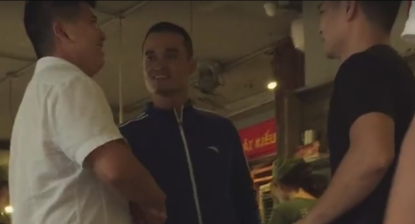 Flores chua gap truc tiep Tuan 'hac' hinh anh