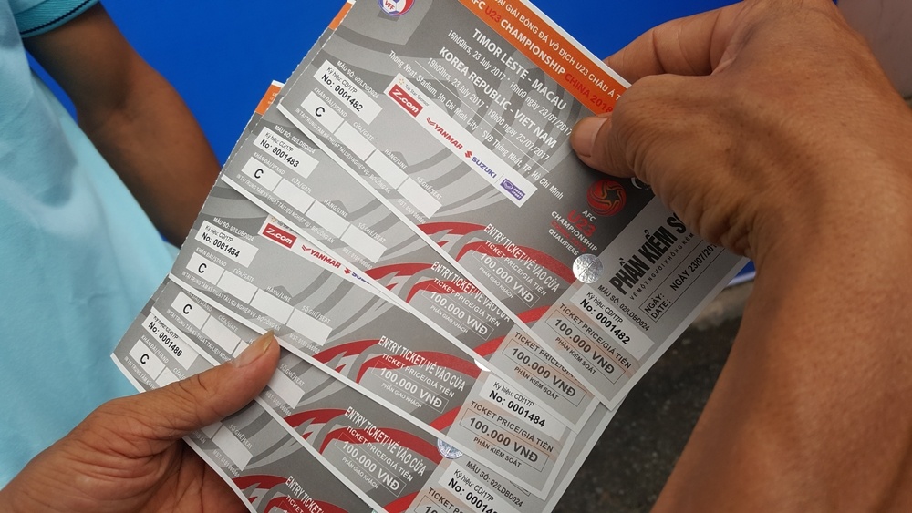 Sot ve tran U22 Viet Nam gap U22 Han Quoc hinh anh