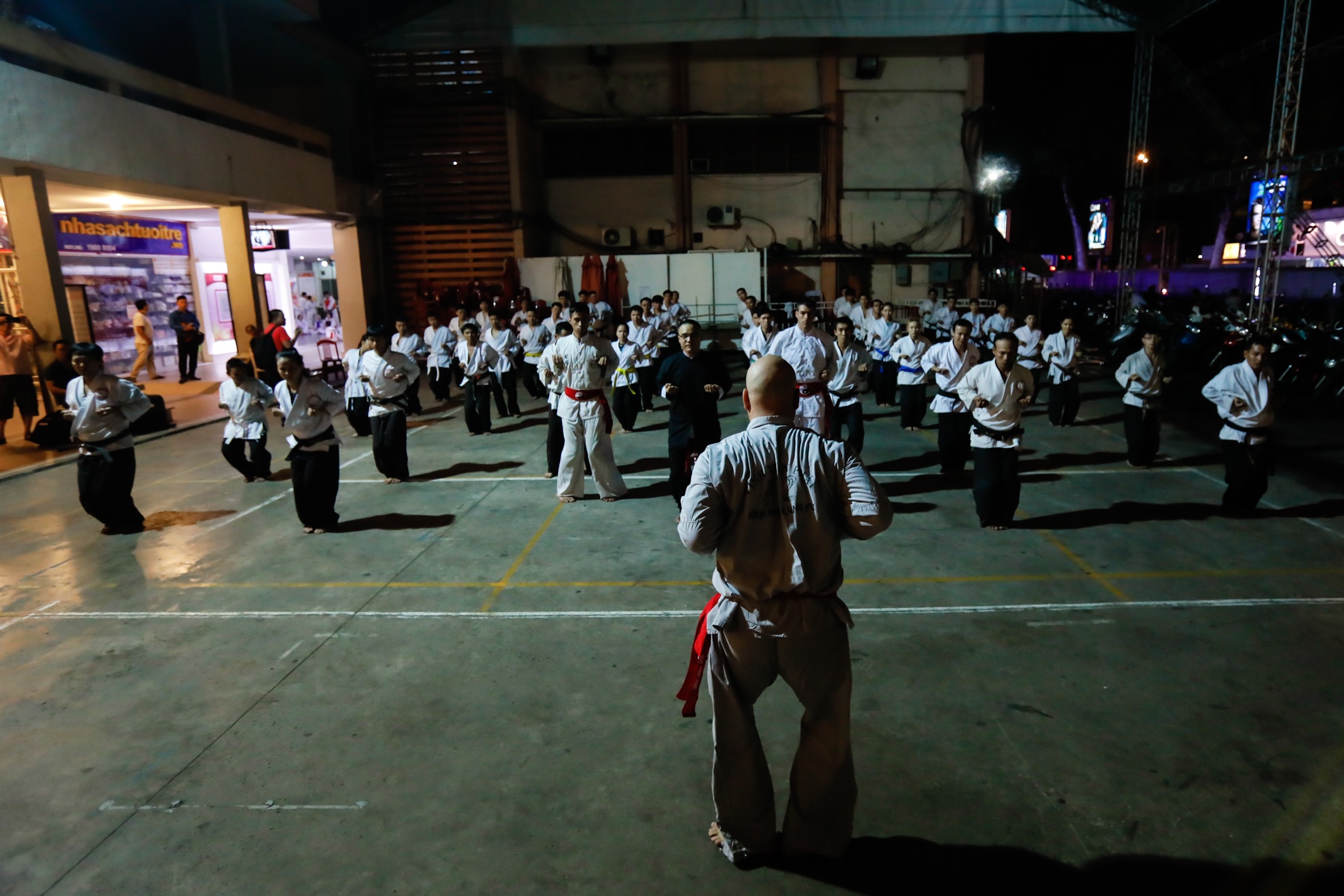 Flores xuat hien o CLB Karate tai TP.HCM anh 5