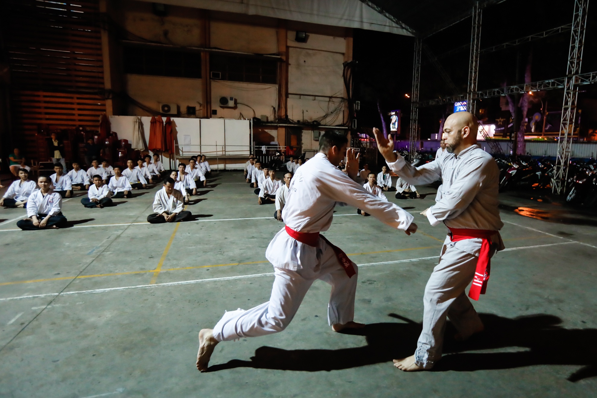 Flores xuat hien o CLB Karate tai TP.HCM anh 8