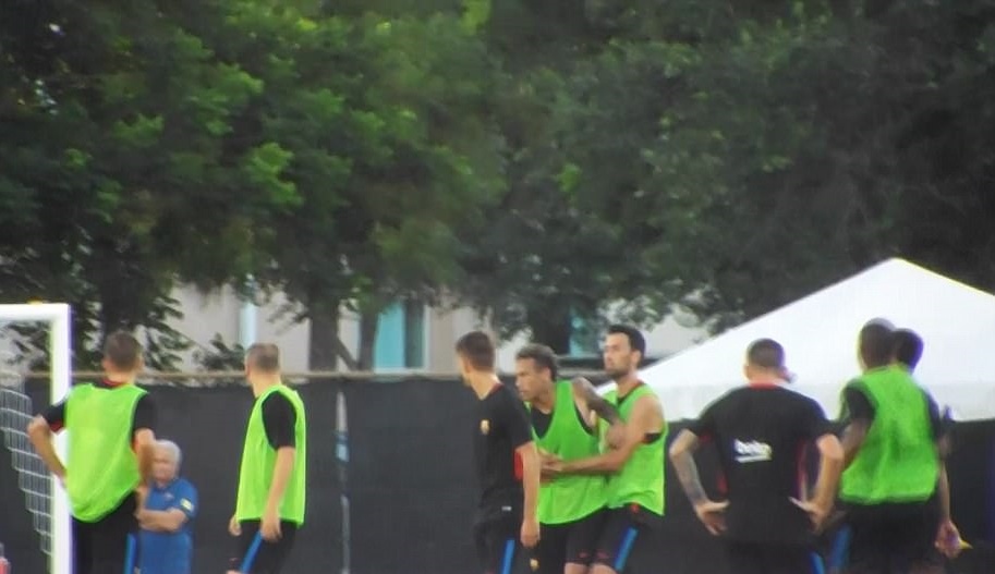 Doi danh dong doi,  Neymar sap roi Barca? anh 2