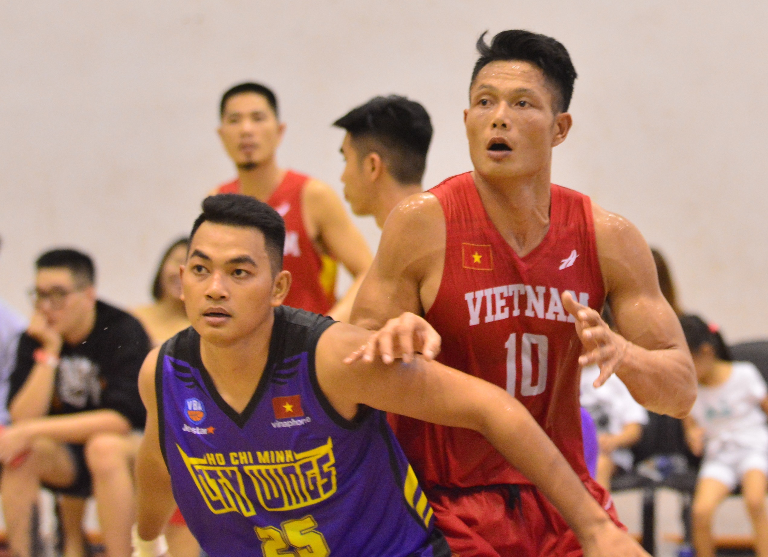 Ngoi sao bong ro Nguyen Van Hung: Cho gio G xung tran hinh anh