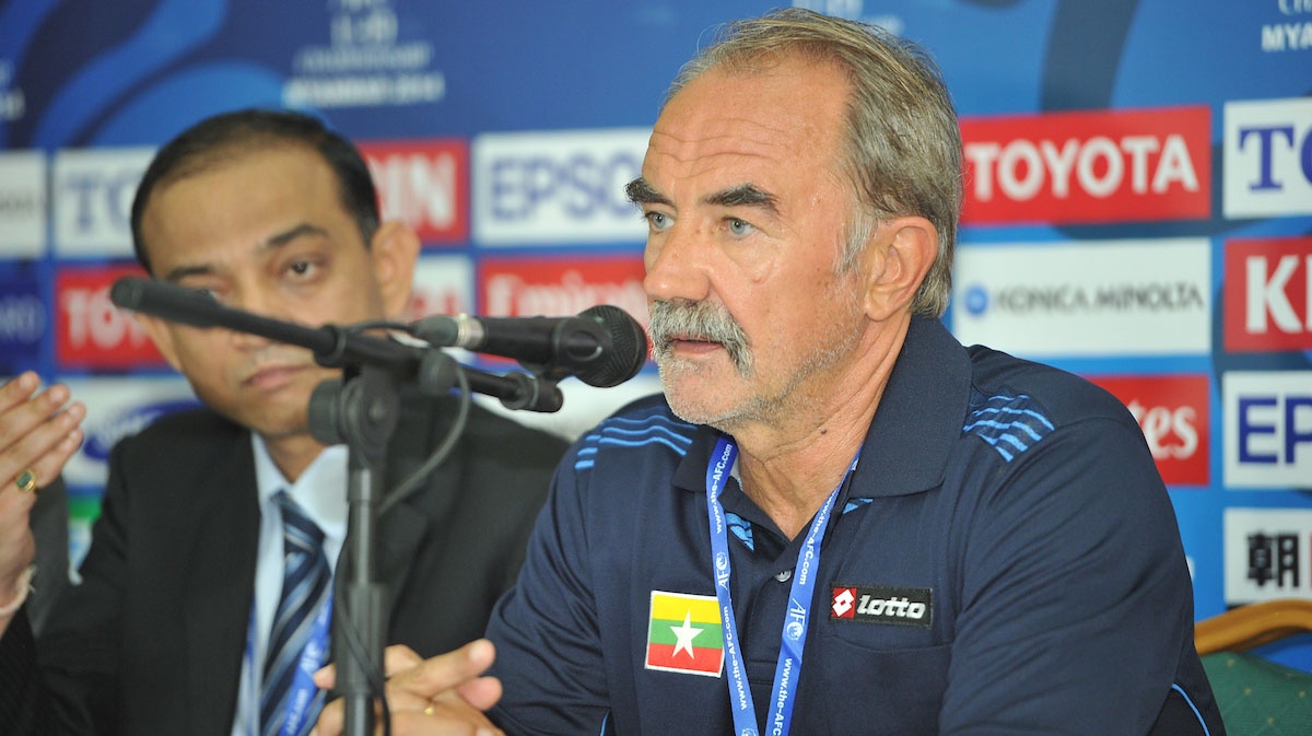 HLV U22 Myanmar du doan dung Viet Nam hoac Indonesia tai ban ket hinh anh