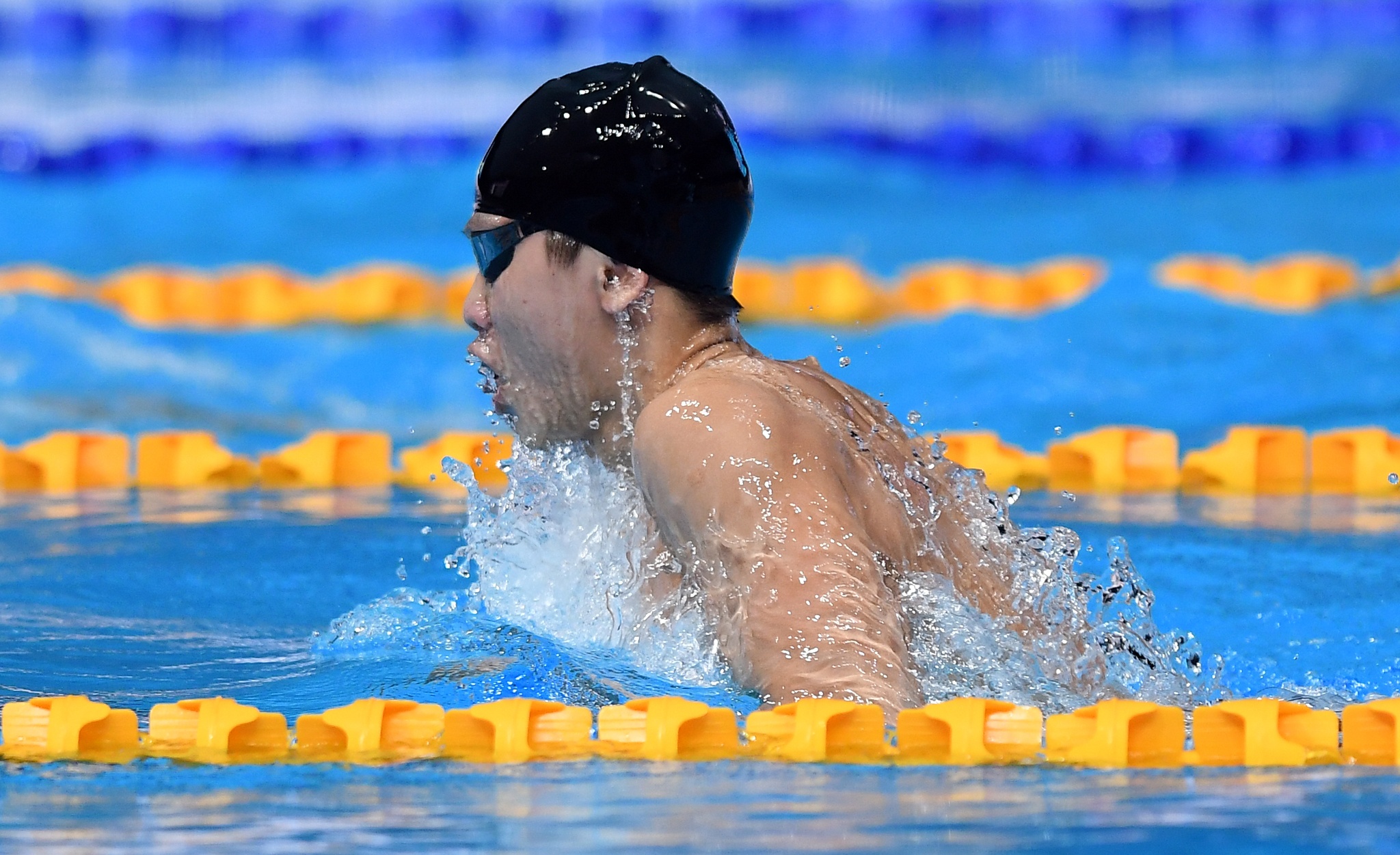 Kim Son, kinh ngu tuoi teen lam day song Malaysia hinh anh