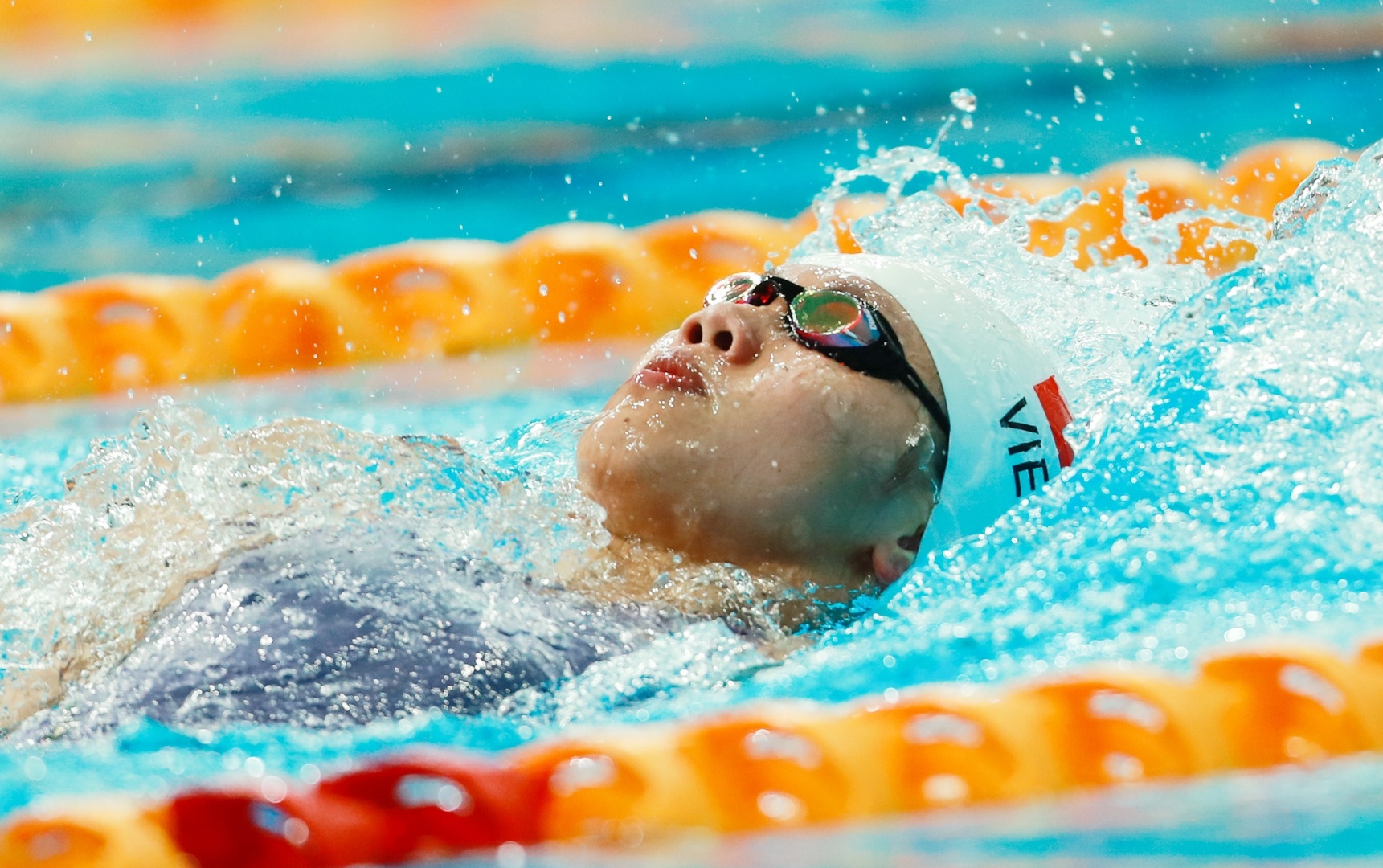 Bao nuoc ngoai: 'Tieu tien ca' Anh Vien lam day song Malaysia hinh anh