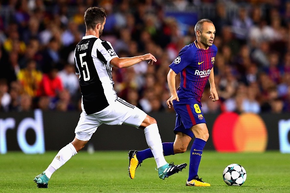 Messi xuất sắc,  nhưng vinh quang thuộc về Iniesta ảnh 1 Messi xuat sac,  nhung vinh quang thuoc ve Iniesta anh 1