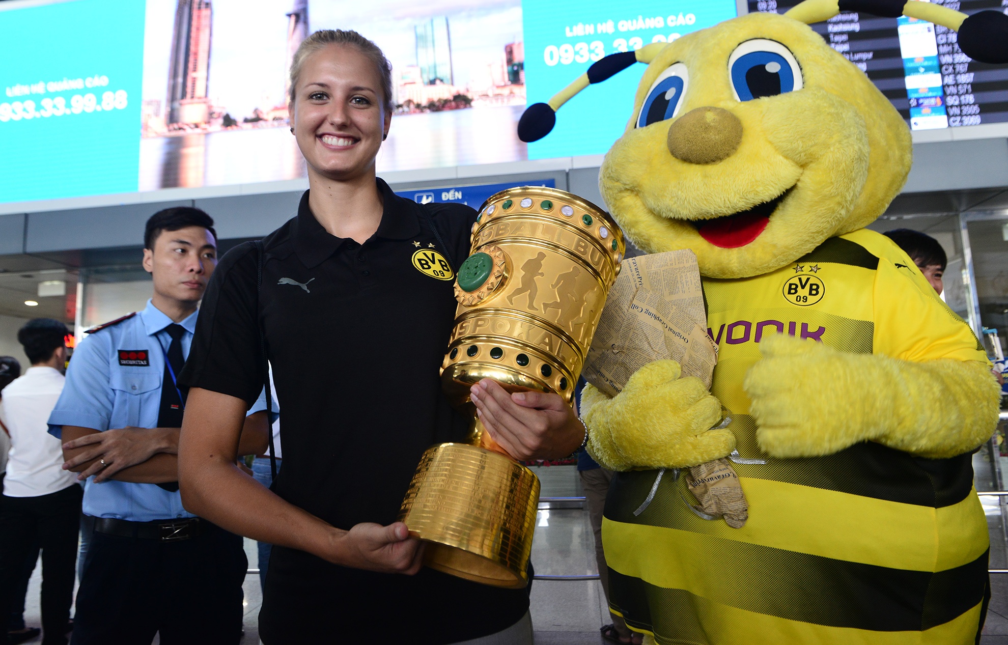 Huyen thoai Dortmund trong vong tay nguoi ham mo anh 2