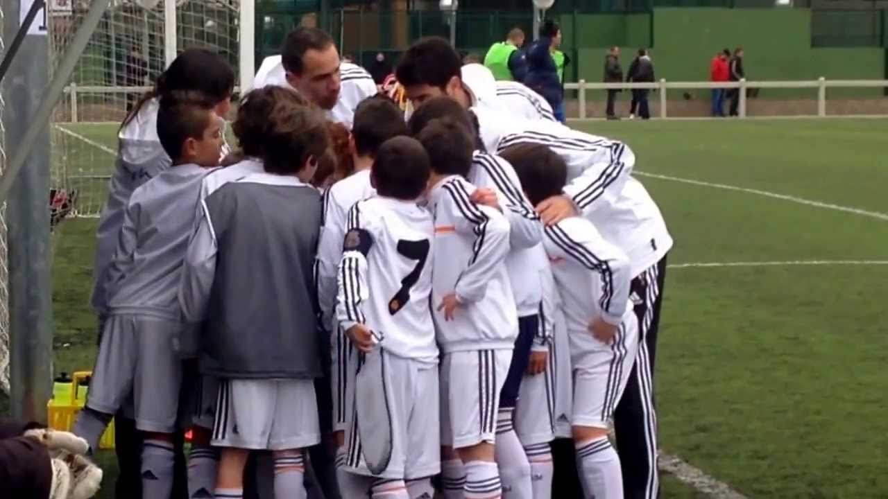 Cau thu nhi Real dung yen, chap nhan nhuong doi thu ghi ban hinh anh