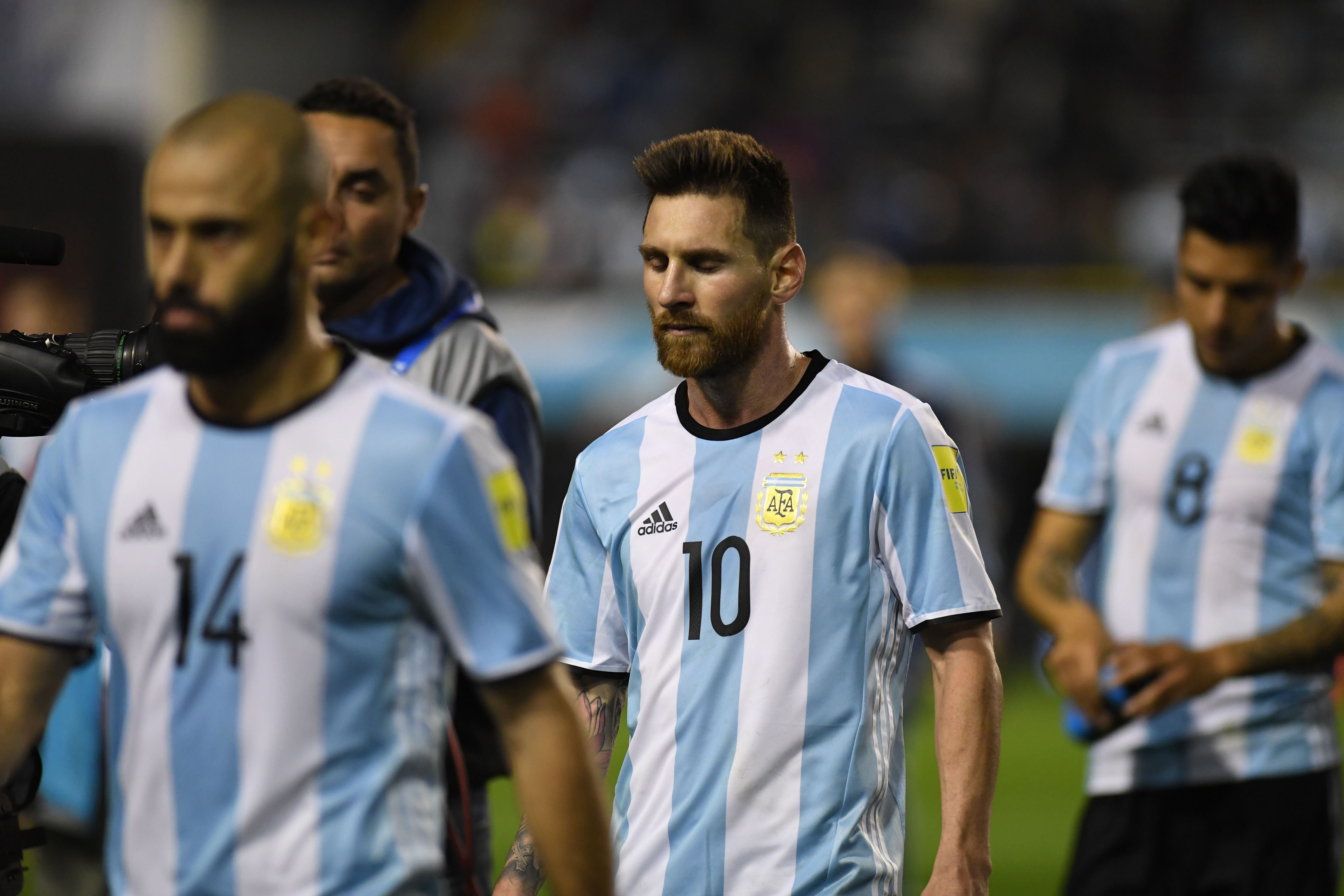 'Messi cô đơn giữa một bầy lừa tại Argentina' ảnh 3 'Messi co don giua mot bay lua tai Argentina' anh 3
