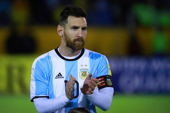 Argentina qua xoang, chi co Messi dang cap hinh anh