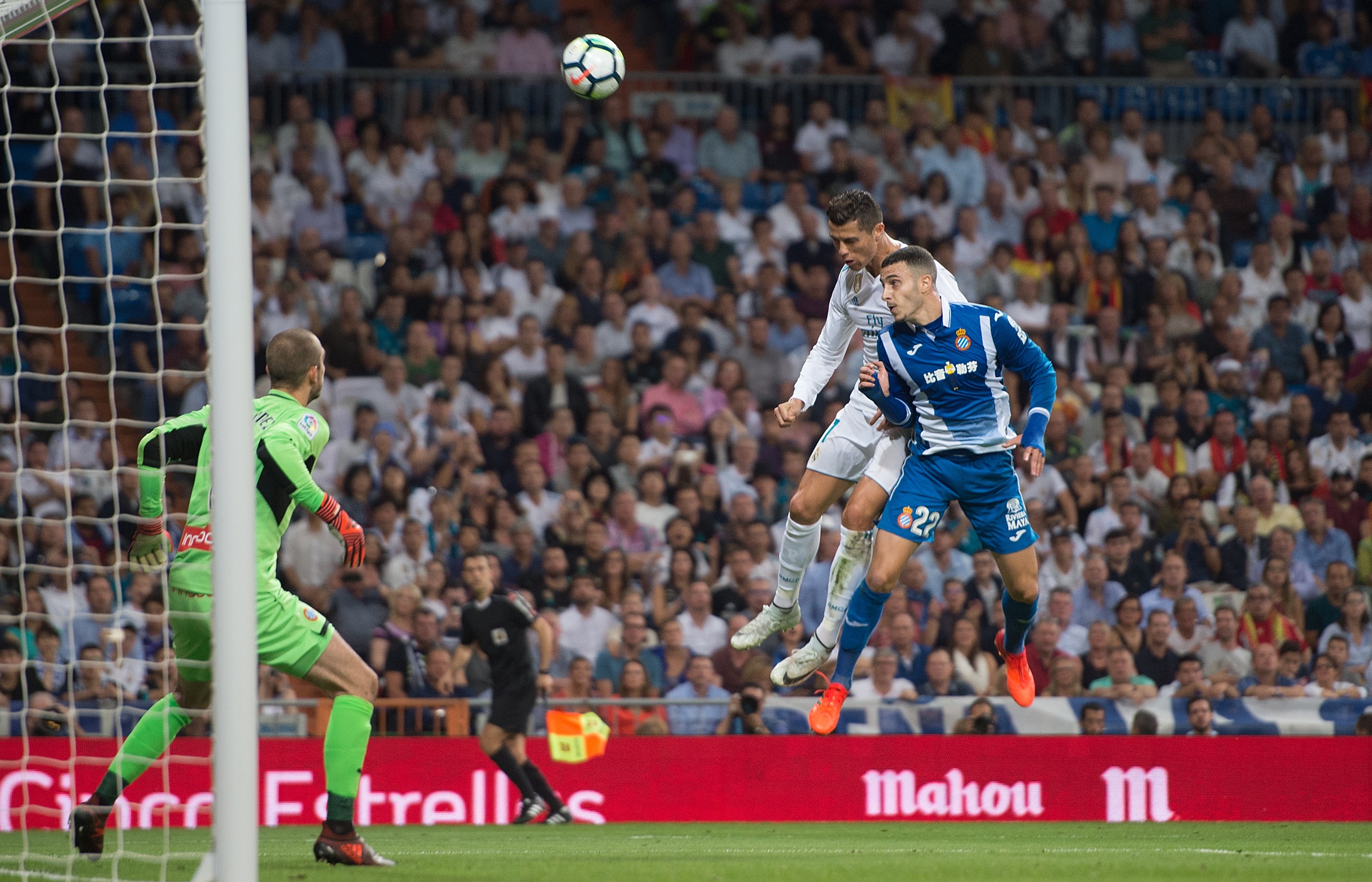 Real Madrid lãng quên vũ khí không chiến ảnh 1 Real Madrid lang quen vu khi khong chien anh 1