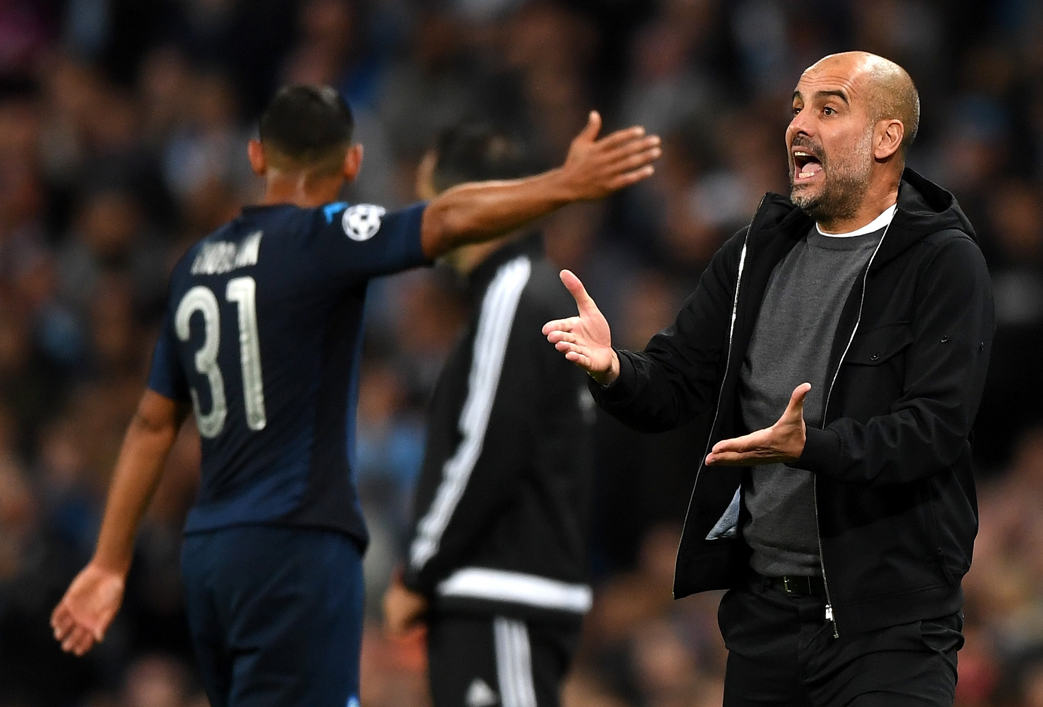 Khi tất cả phải dè chừng Man City ảnh 1 Khi tat ca phai de chung Man City anh 1