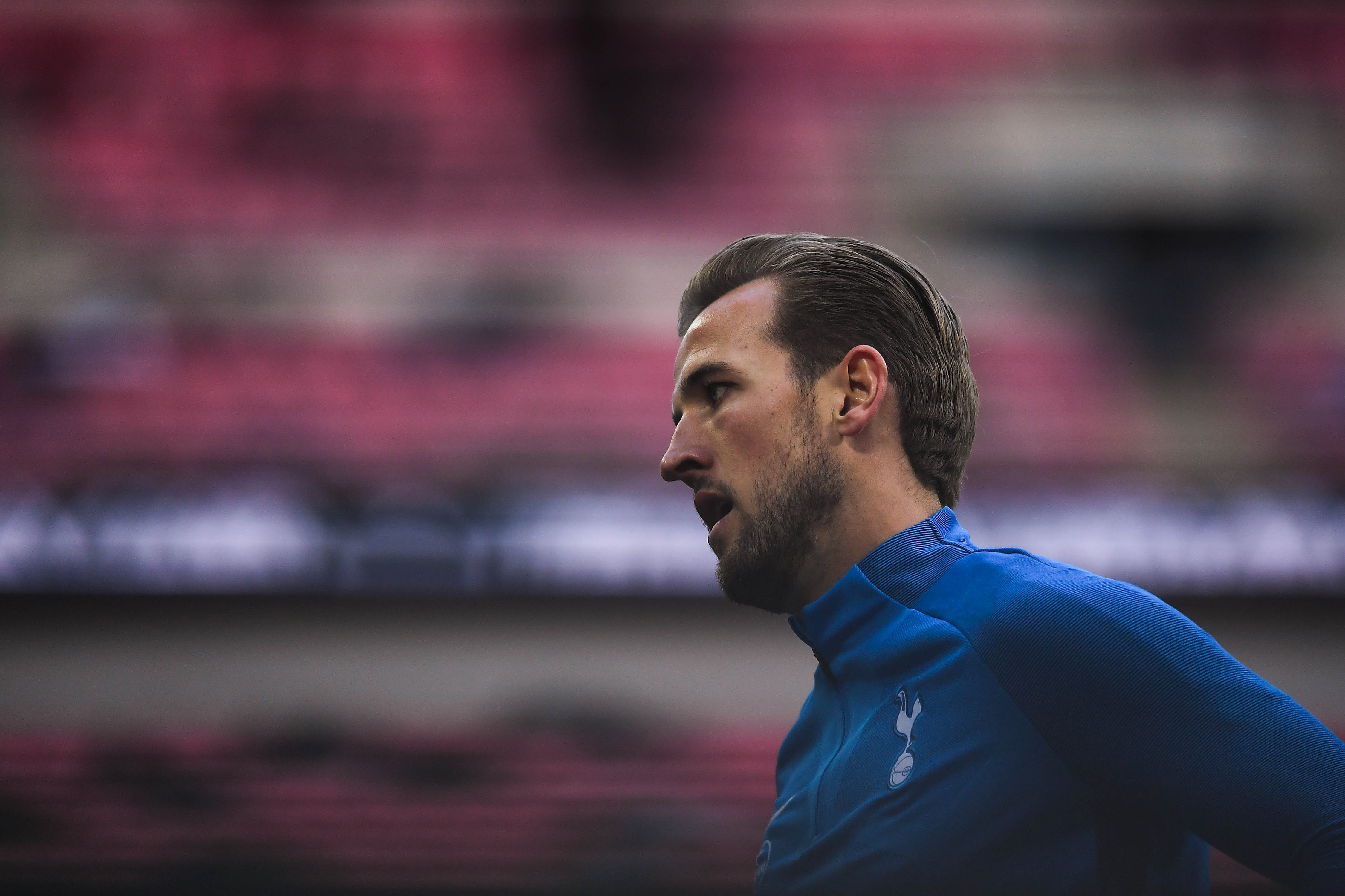 Real Madrid con cho gi nua o Harry Kane? hinh anh