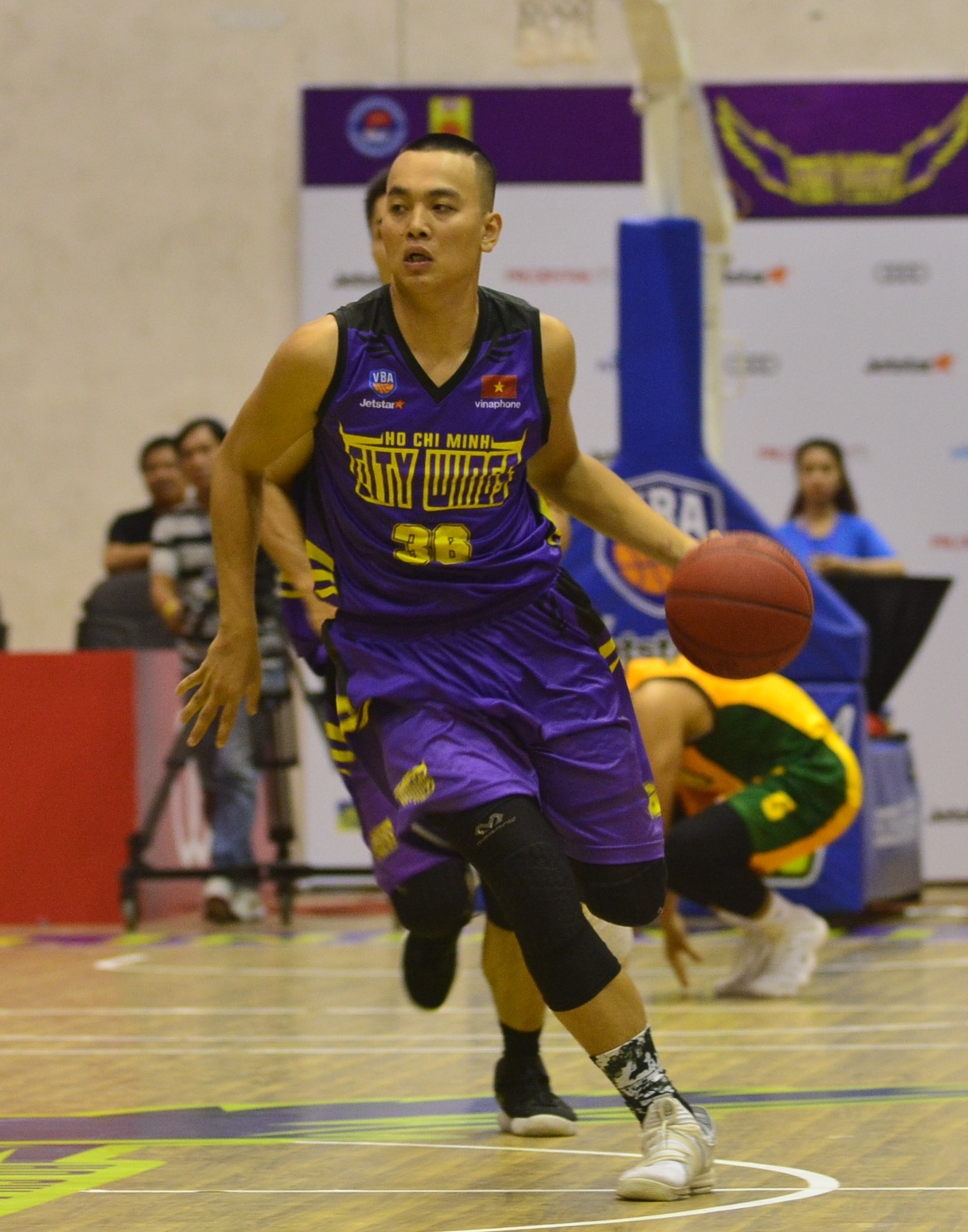 Hochiminh City Wings thang lon anh 11