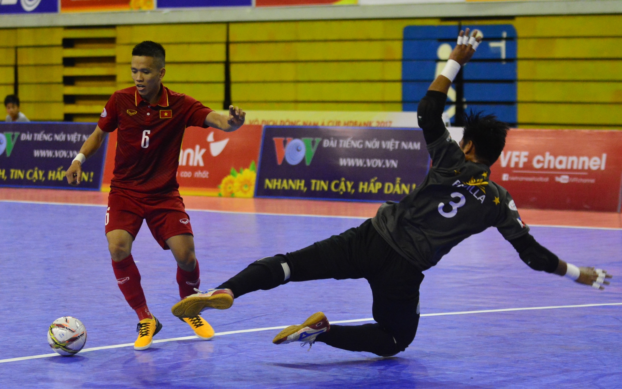 Man huy diet cua futsal Viet Nam truoc Philippines anh 8