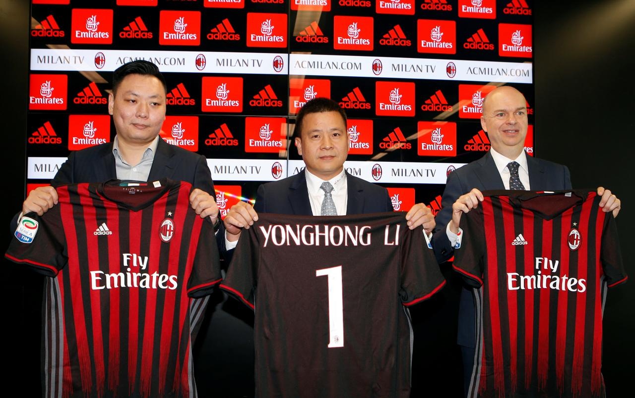 AC Milan duoi tay chu Trung Quoc: Chua bat dau da lui tan anh 3