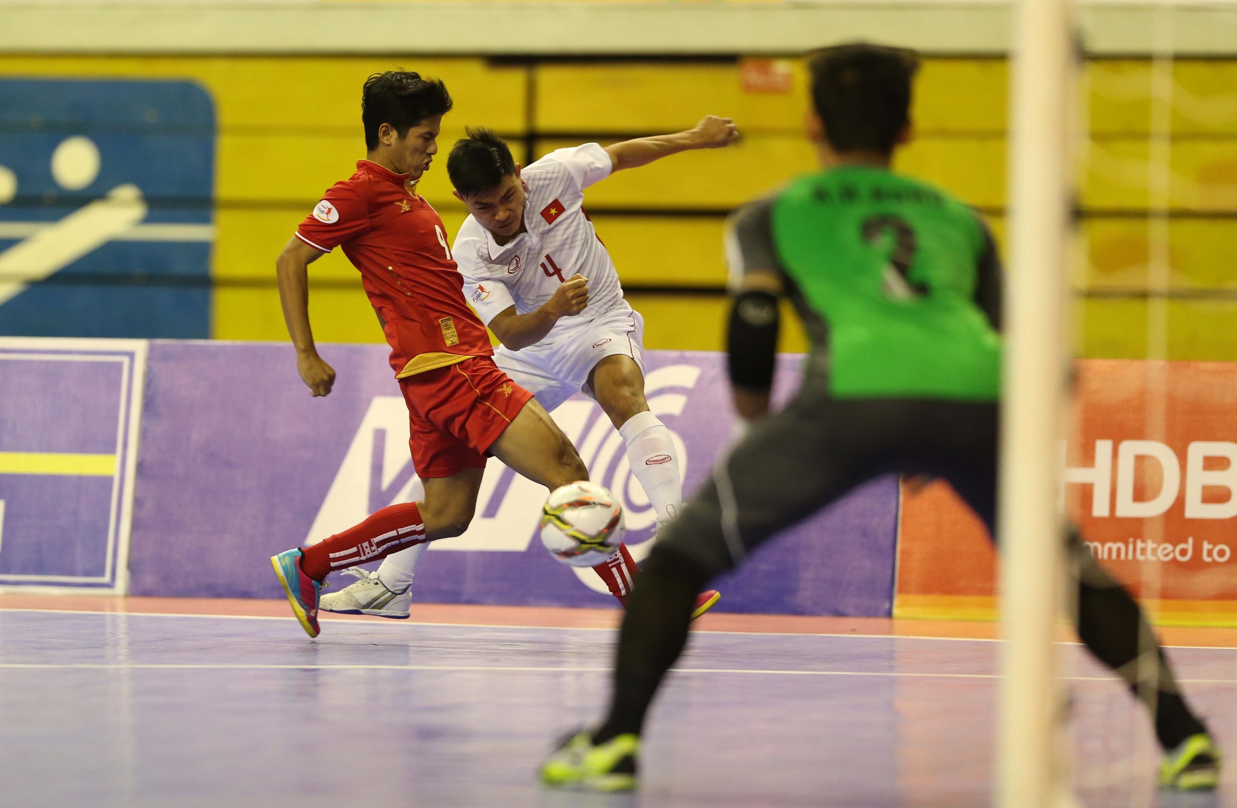 Chien thang thuyet phuc cua futsal Viet Nam truoc Myanmar anh 11