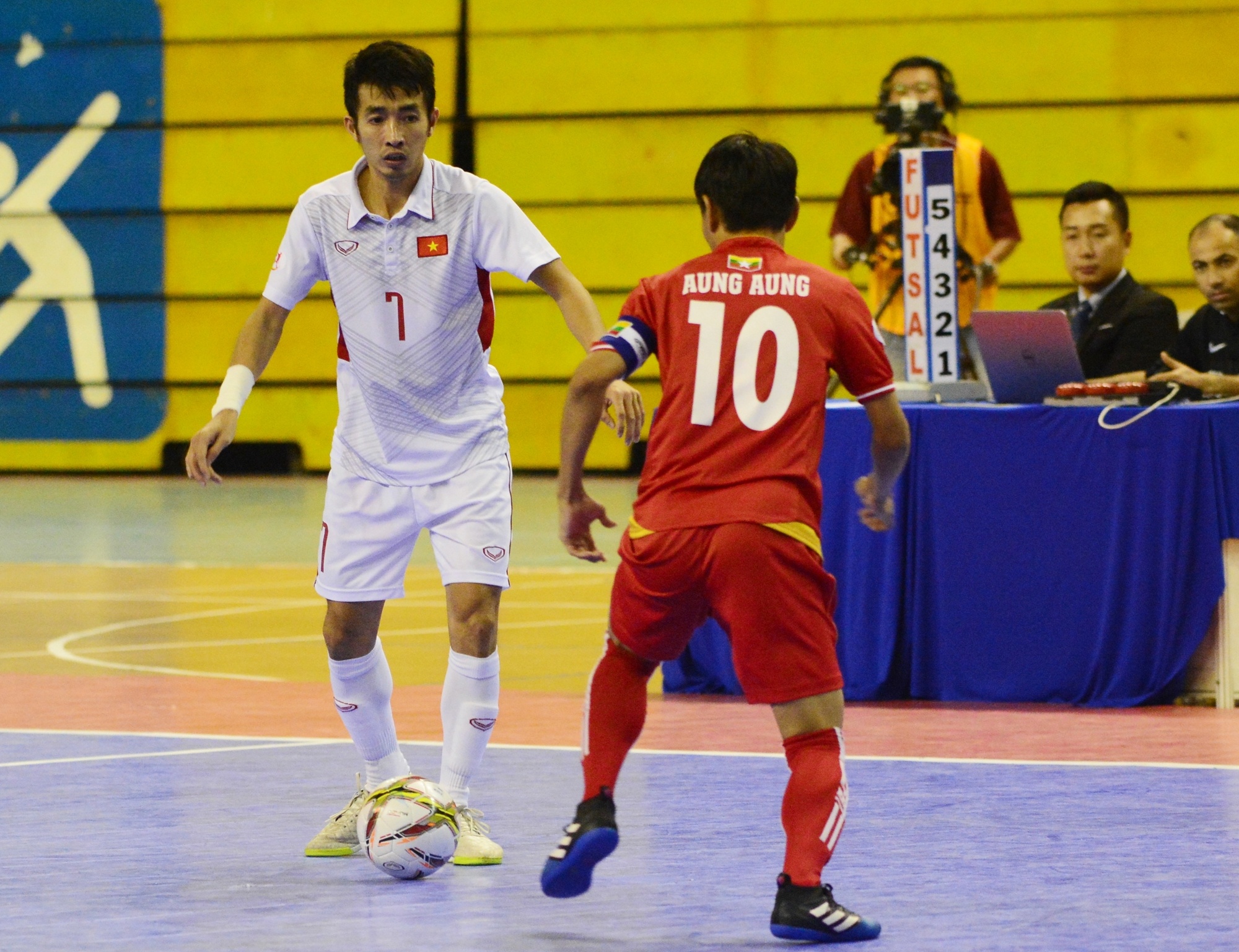 Chien thang thuyet phuc cua futsal Viet Nam truoc Myanmar anh 6