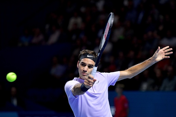 Federer dap vot trong ngay vo dich giai Basel anh 4