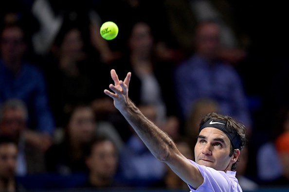 Federer dap vot trong ngay vo dich giai Basel anh 3