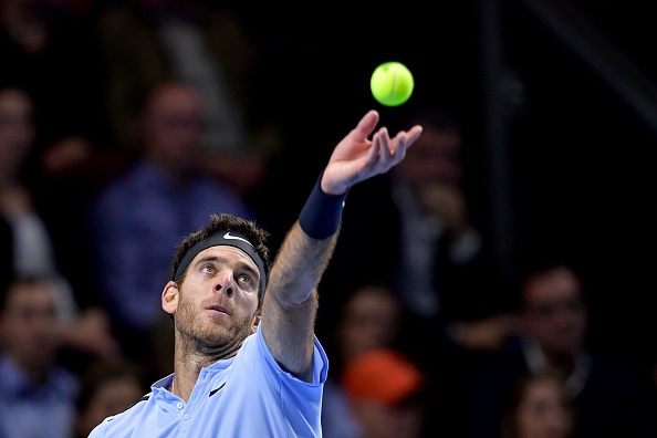 Federer dap vot trong ngay vo dich giai Basel anh 6