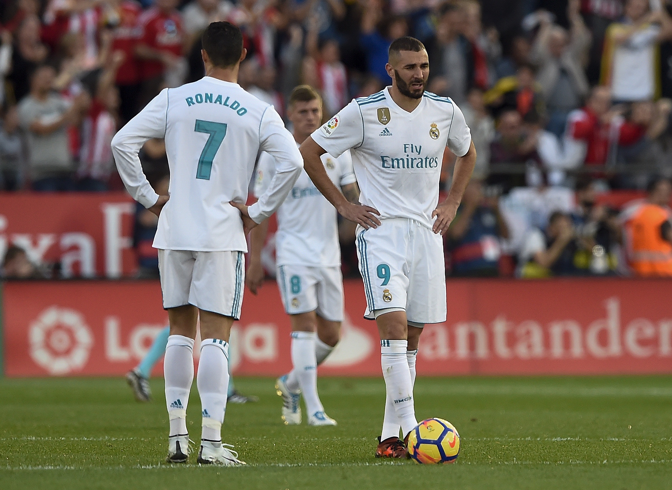 Nội bộ Real Madrid cãi nhau ngay trong trận thua Girona ảnh 2 Noi bo Real Madrid cai nhau ngay trong tran thua Girona anh 2