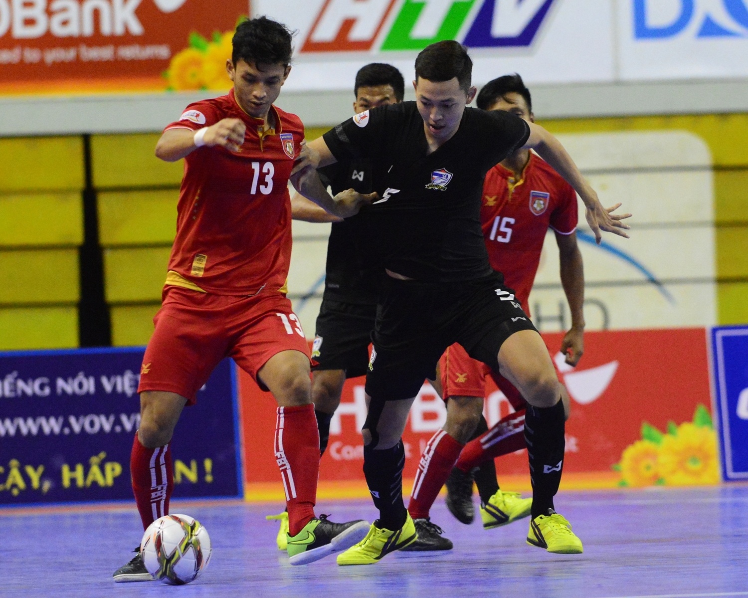 Futsal Thai Lan goi,  cho Viet Nam tra loi anh 10